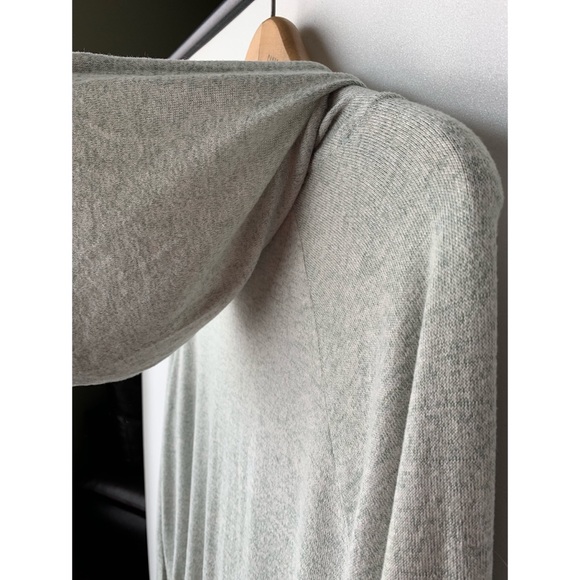 Small, Roxy, NWOT sage green and white Like A Dream super soft zip up hoodie - Picture 9 of 11